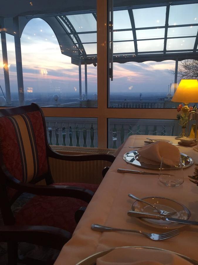 Panorama Hotel Und Restaurant Schlossberg 알제나우인운터프랑켄 외부 사진